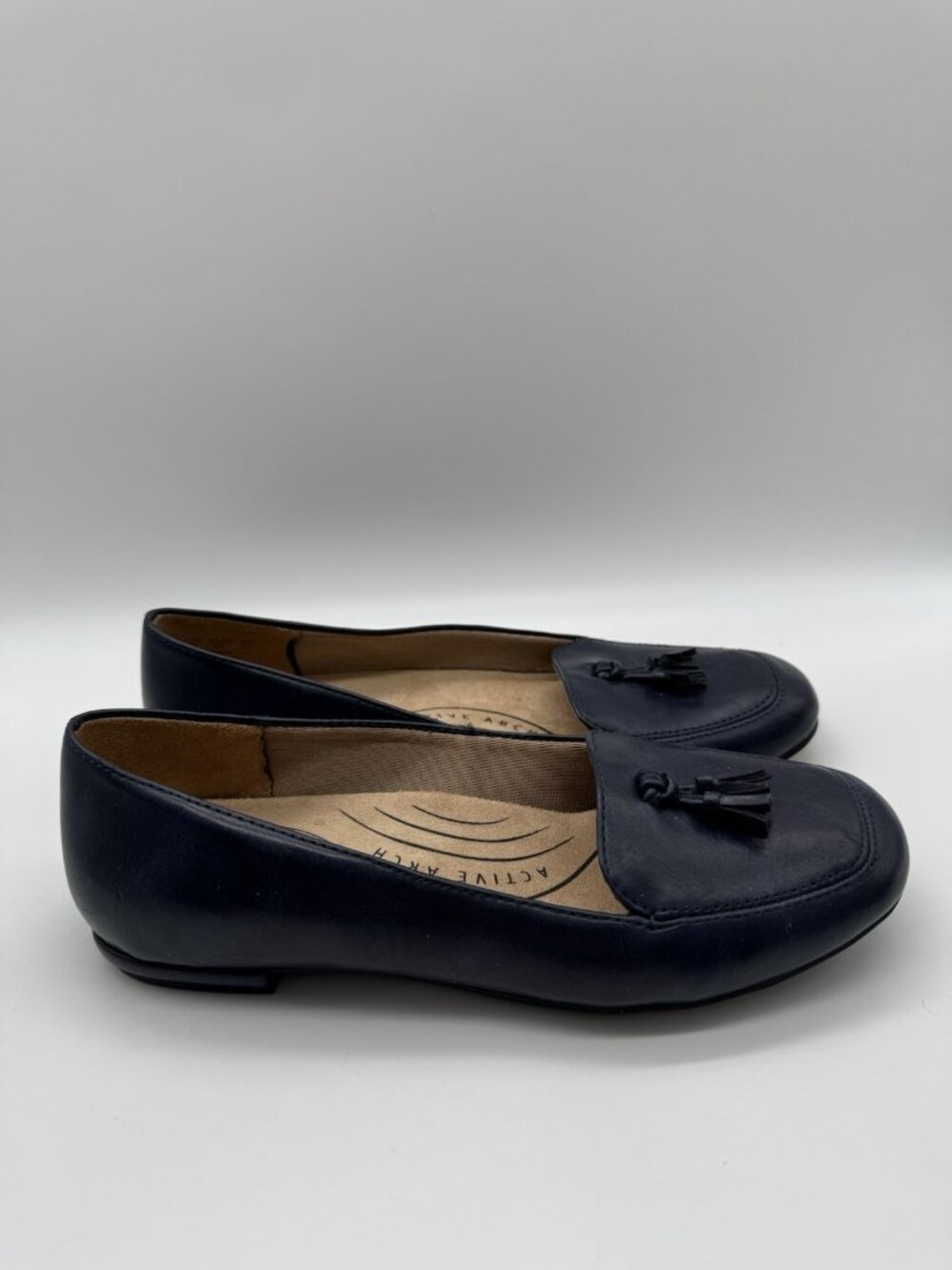 Life Stride Soft Style Womens 7 Loafers Active Arch Tassel Navy Blue Comfort - Picture 3 of 7